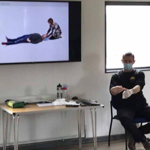 first aid training refresher course in leeds